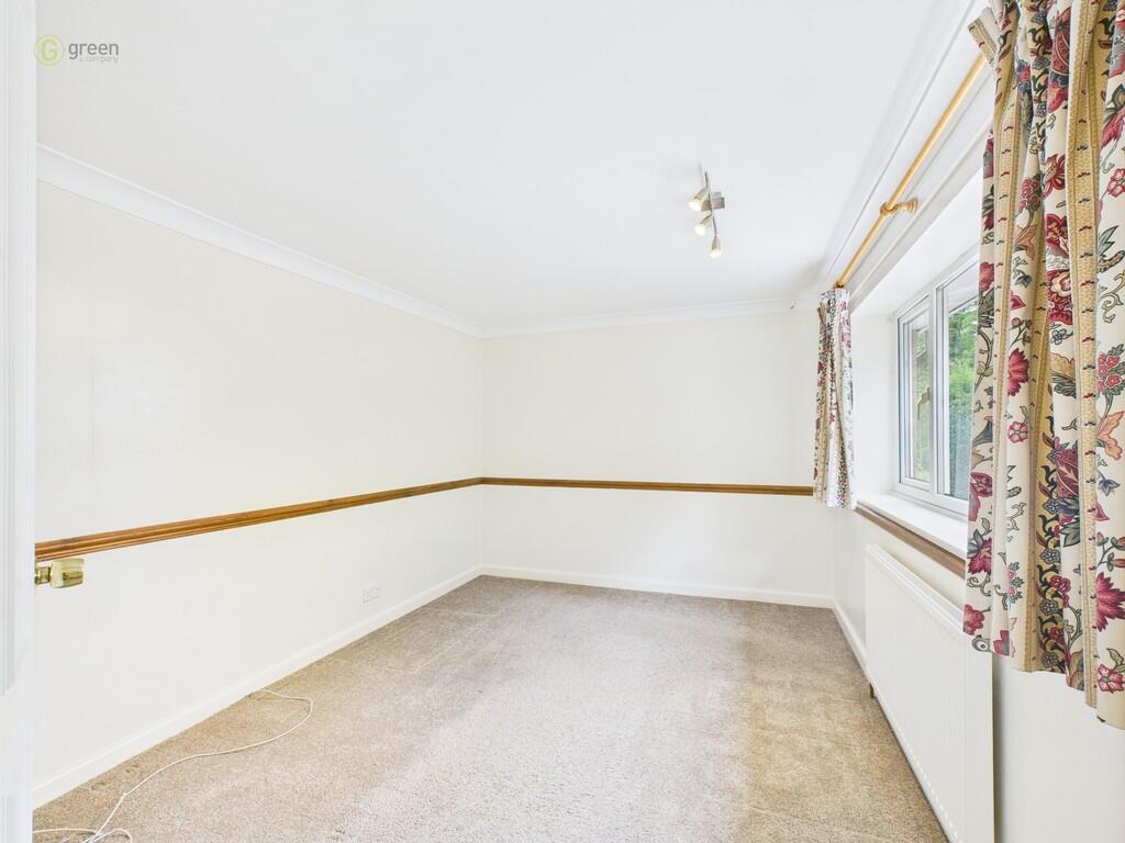 CAM03830G0-PR0202...