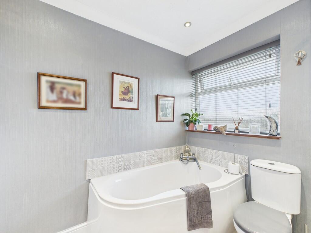 CAM03582G0-PR0142...