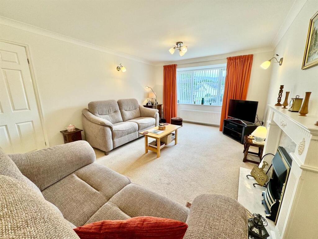 PHOTO-2025-09-03-07-23-57 (11).jpg