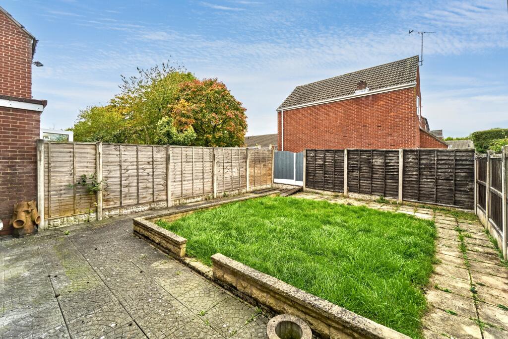 23 Lassington Close, Redditch, Worcestershire, B98 0LW