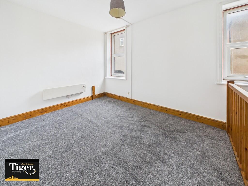 CAM02176G0-PR0707...