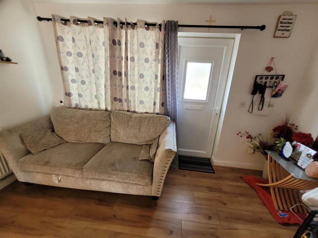 3 High Street, Hurley inspection-images-11.jpg