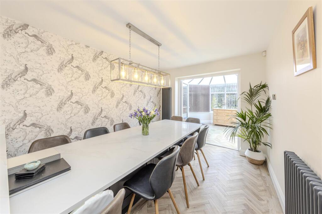 Kitchen Diner