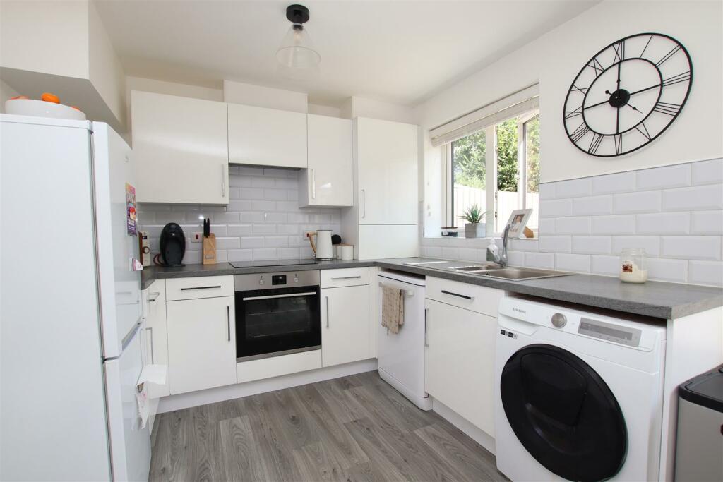 Kitchen.JPG