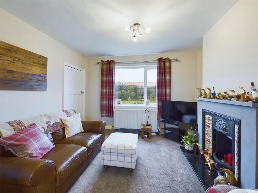 Sitting room: