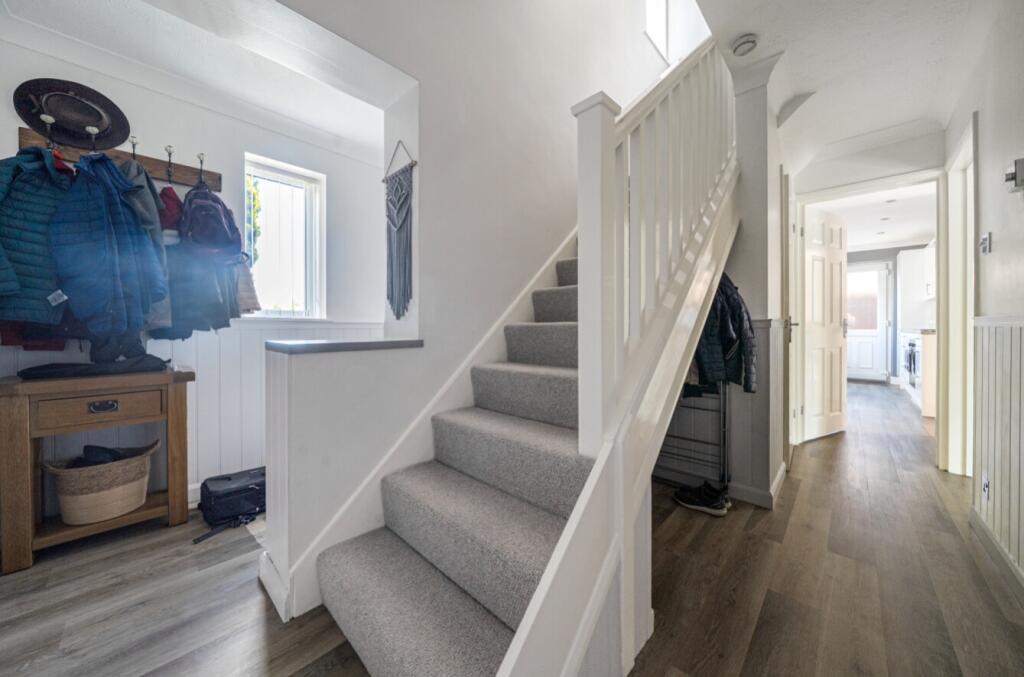 1-1300094-22-6838c7c127932-ARWc (17)