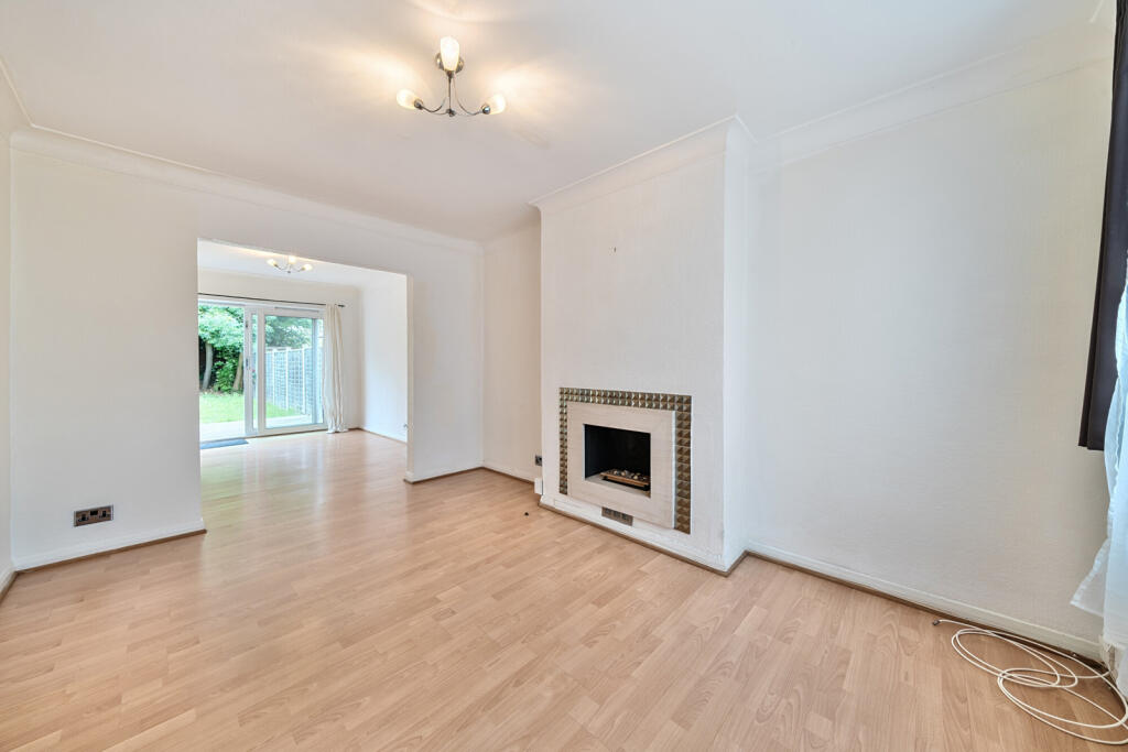 1298582-42-682f08...