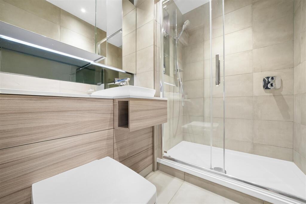 Ensuite Bathroom