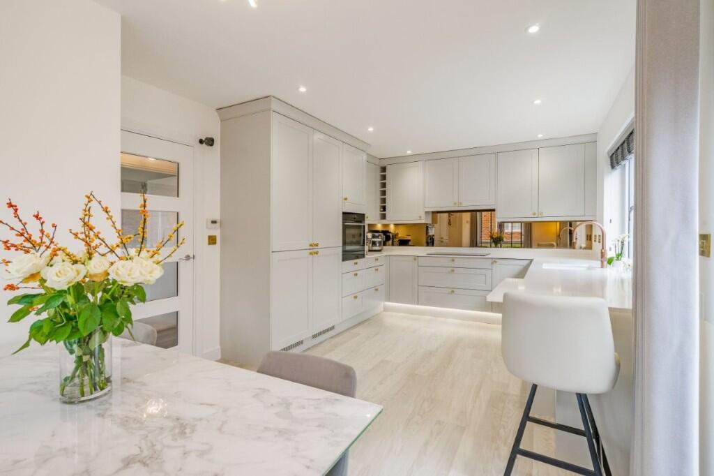 Kitchen/Breakfast