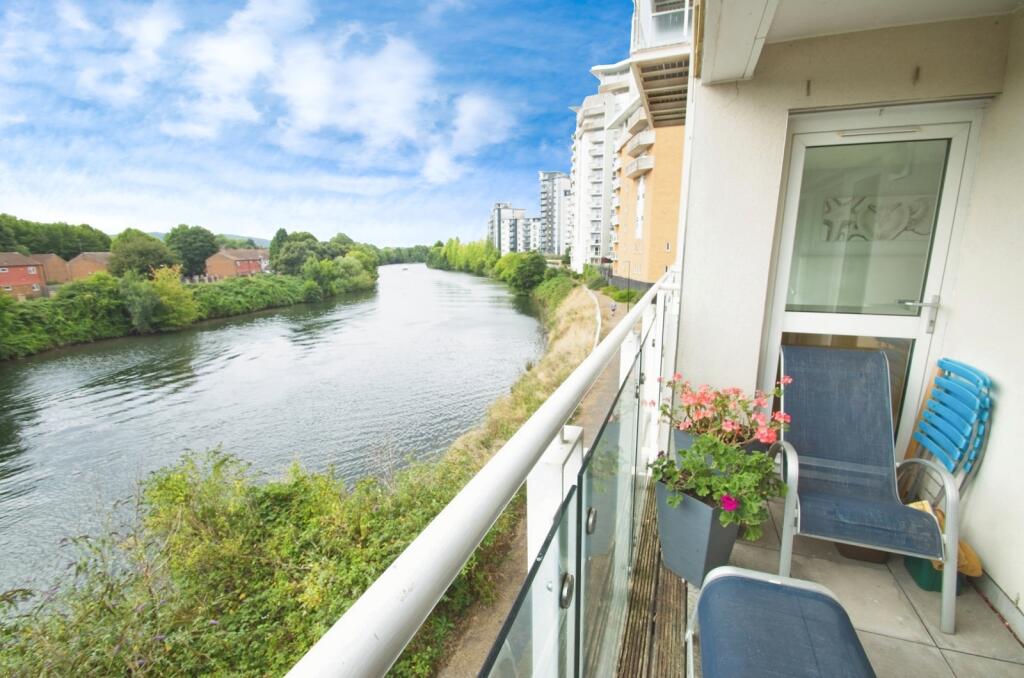 Balcony/Views