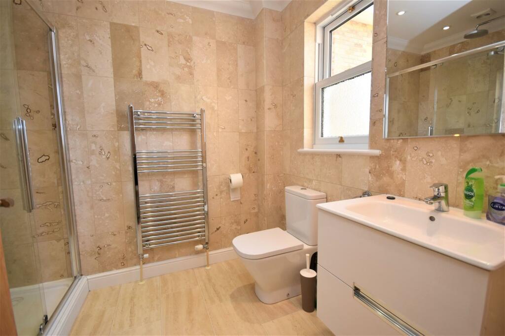 Ensuite Shower Room.jpg