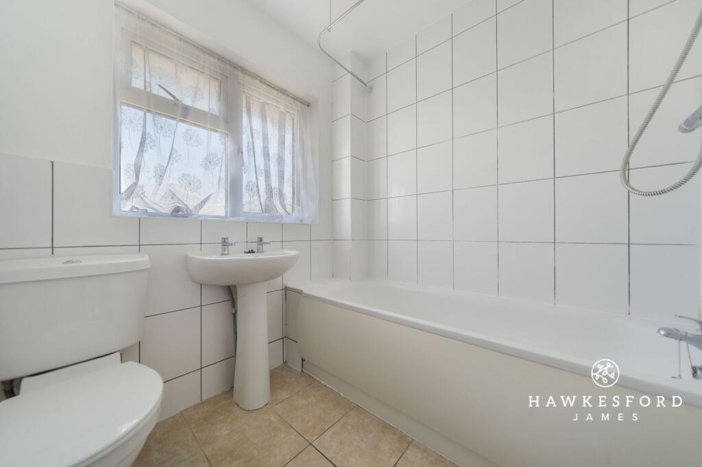Wellington Road, Sittingbourne - Bathroom