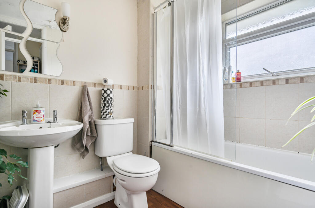 1318867216894d8398debc