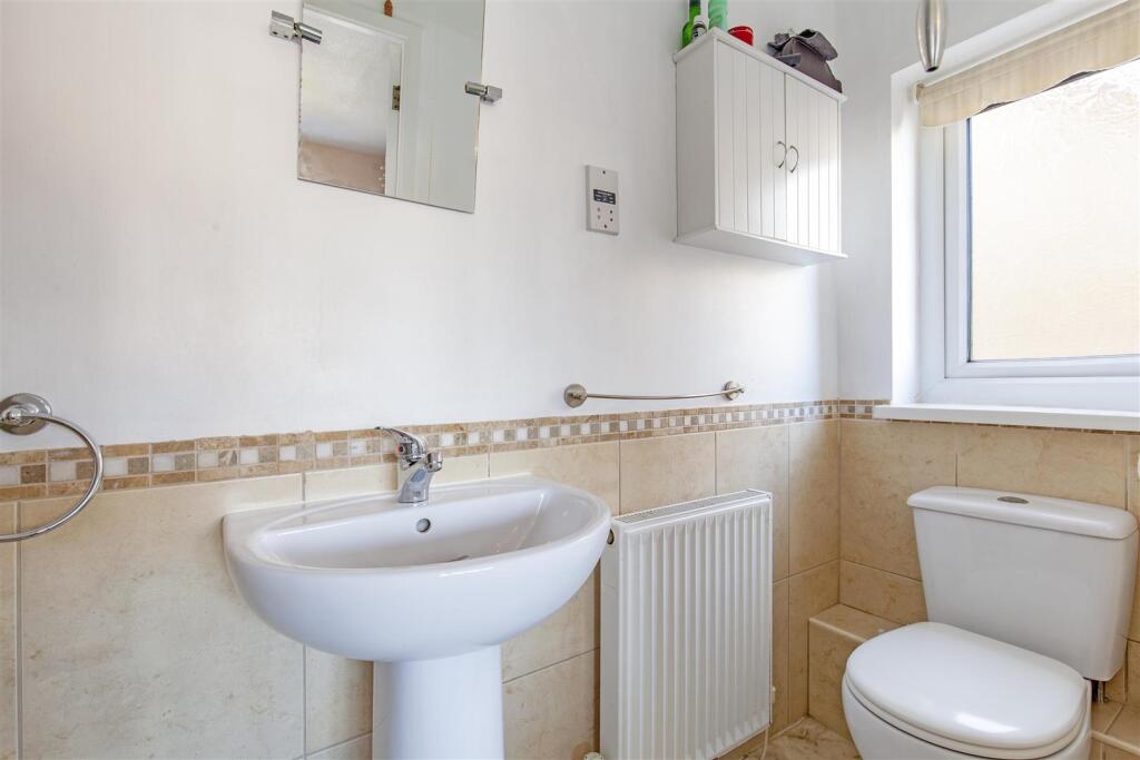 En Suite-2.jpg