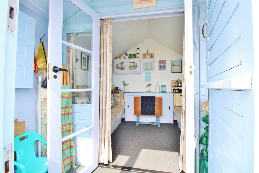 Beach Hut