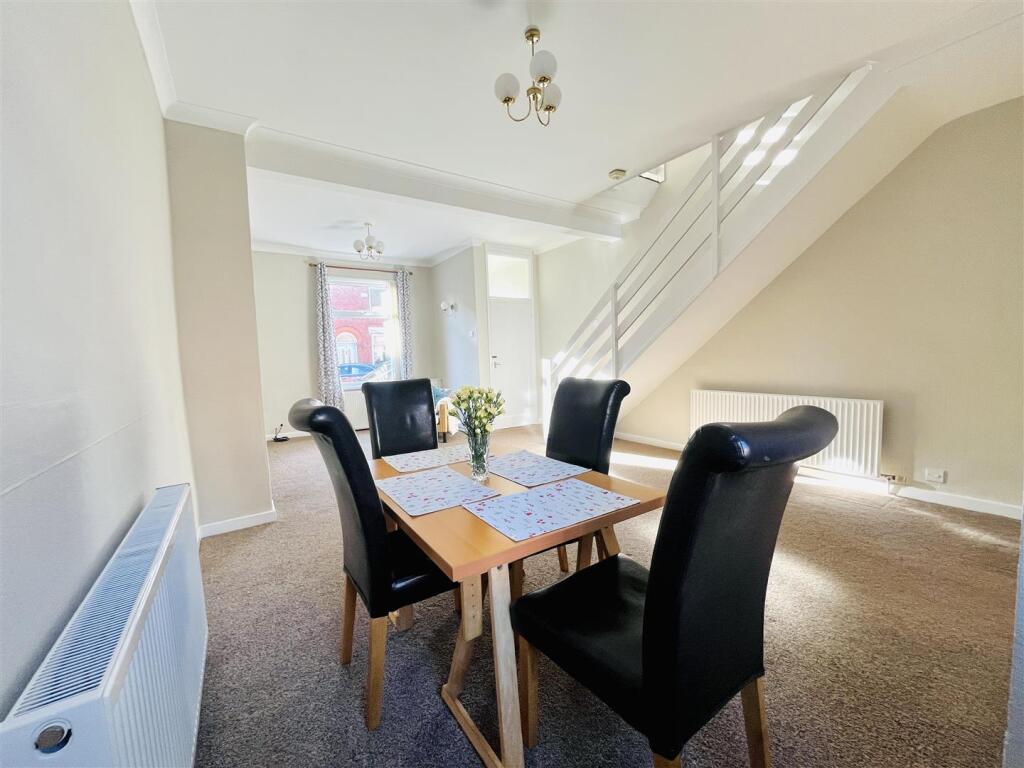 Living &amp; Dining Room Aspect 5