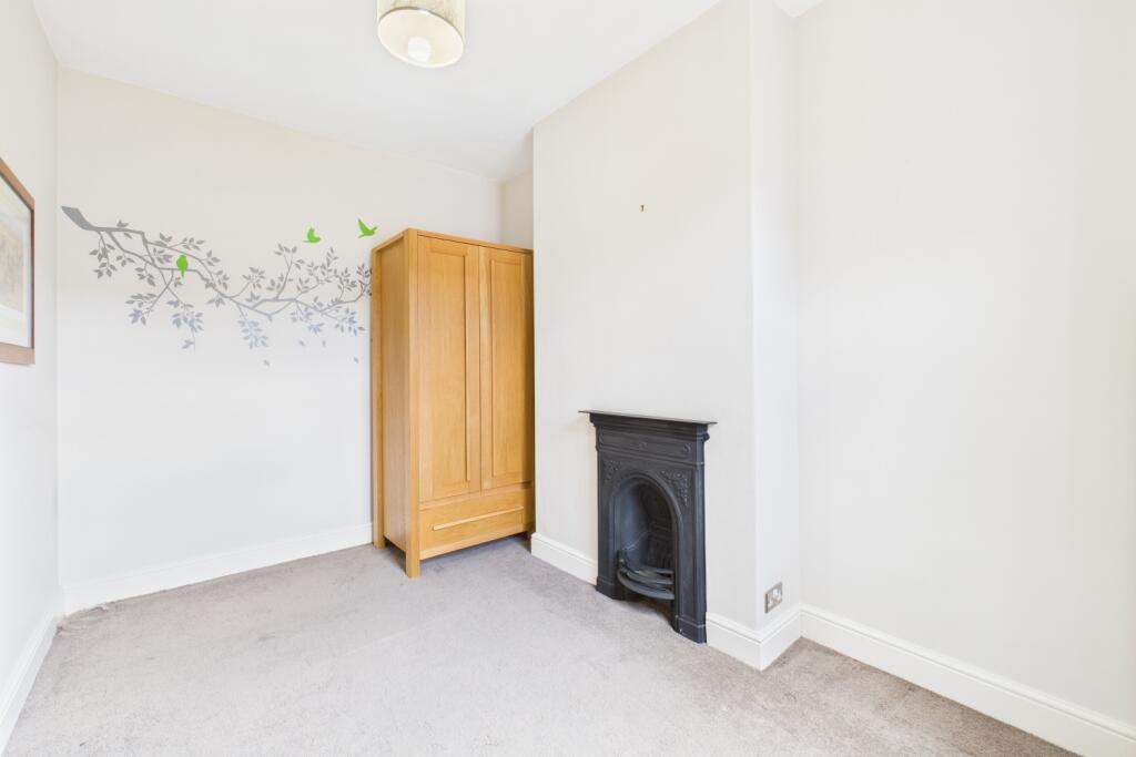 CAM03162G0-PR0290-STILL020