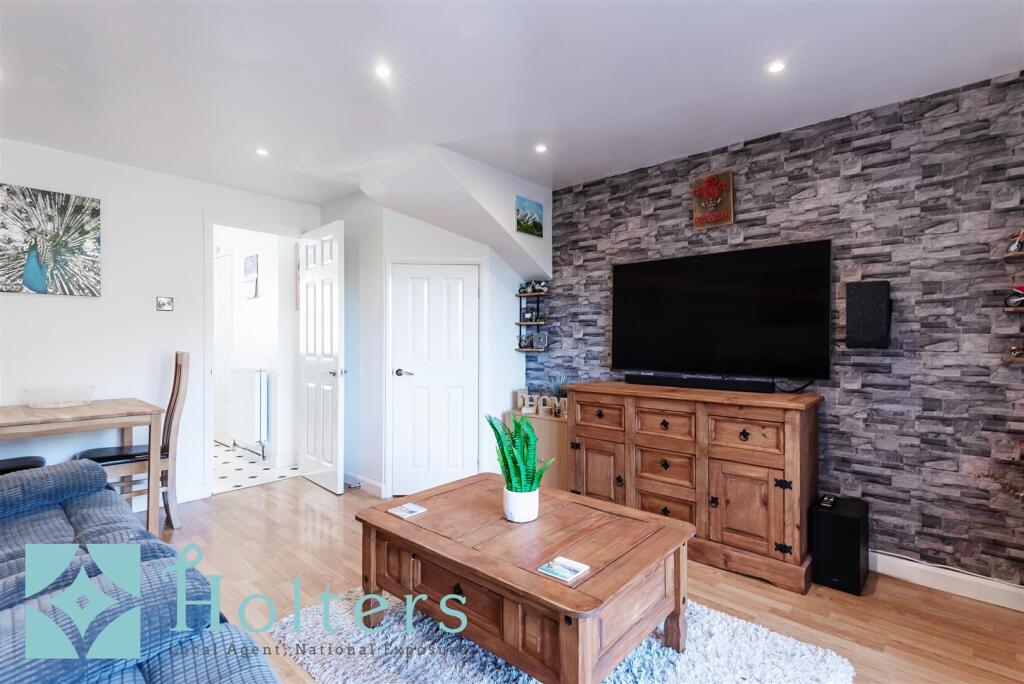 10 Heather Close, Newtown-06.jpg