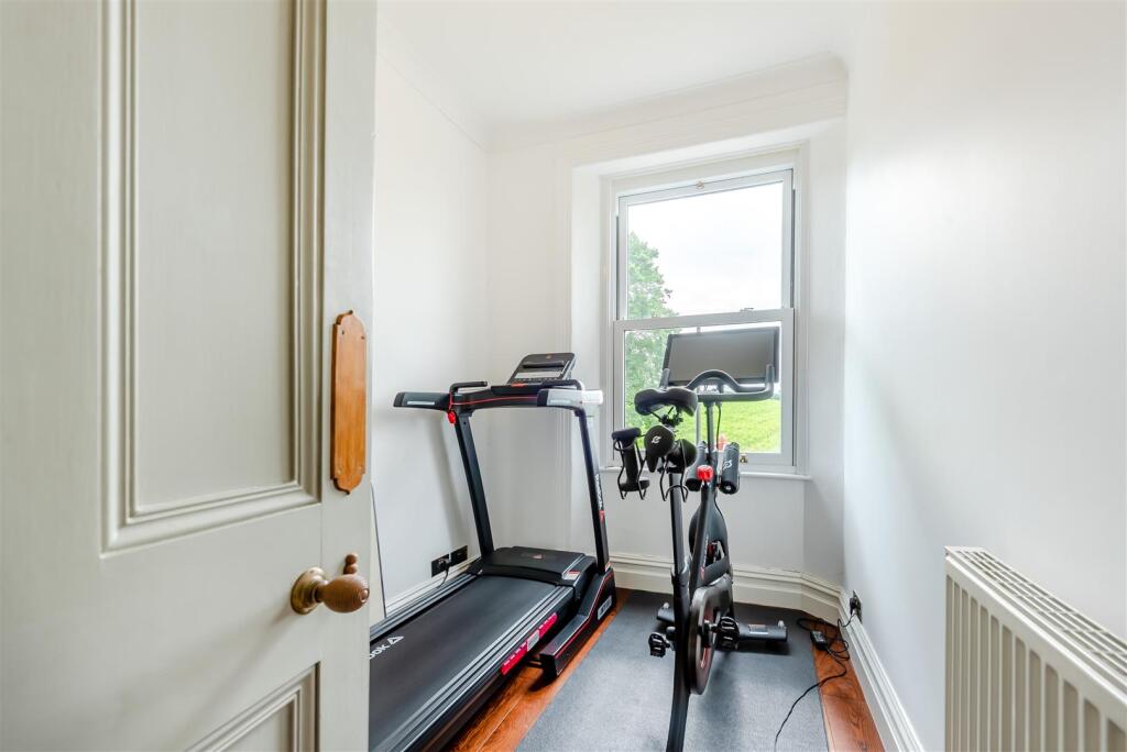 8559530-interior11.jpg