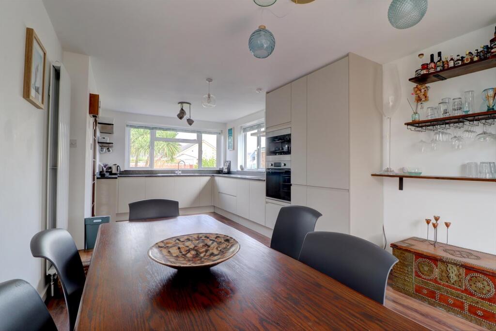 Kitchen diner ii.jpg