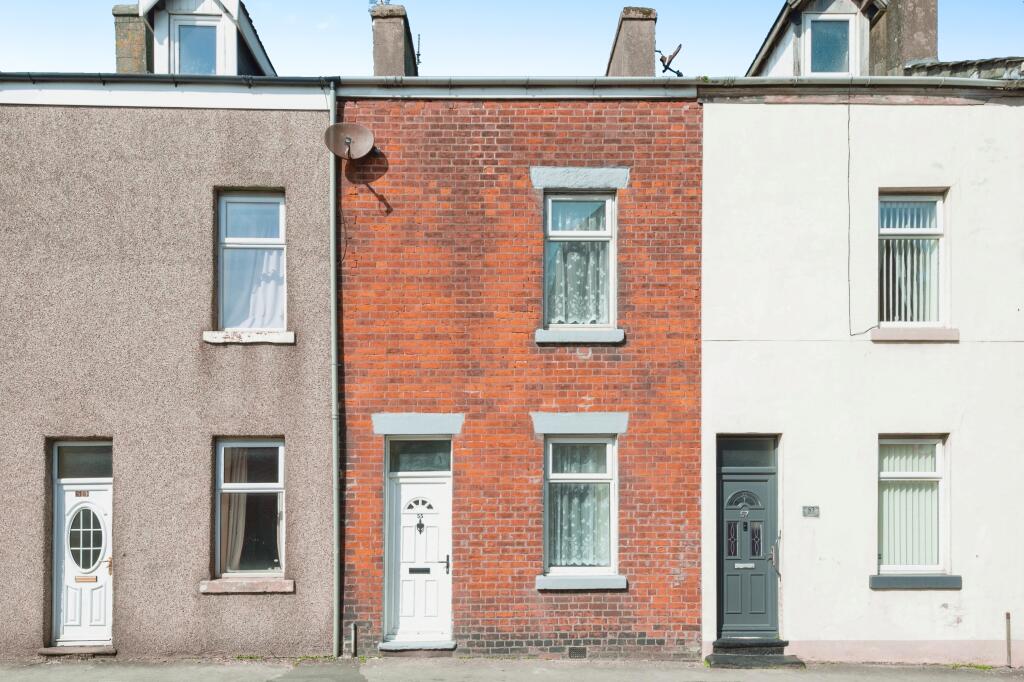 55greengatestreetgreengatestreetbarrow-in-furnessla141he-20