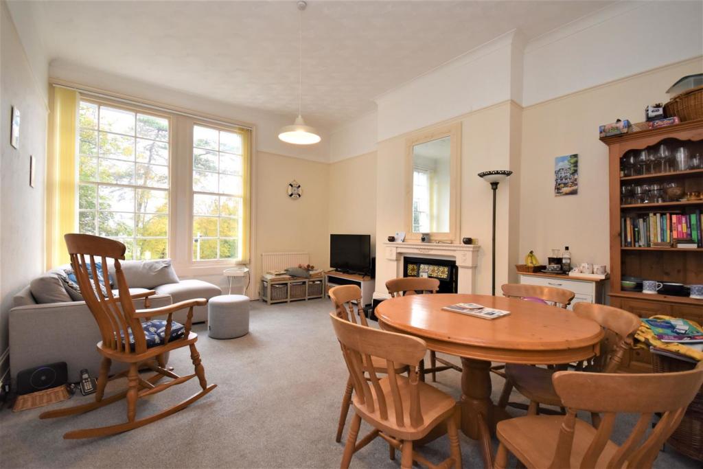 Open Plan Sitting Room &amp; Diner.JPG