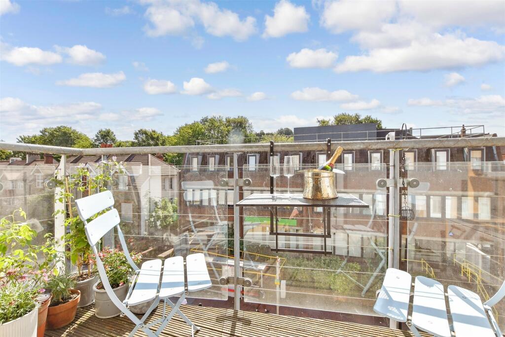 Balcony / Terrace