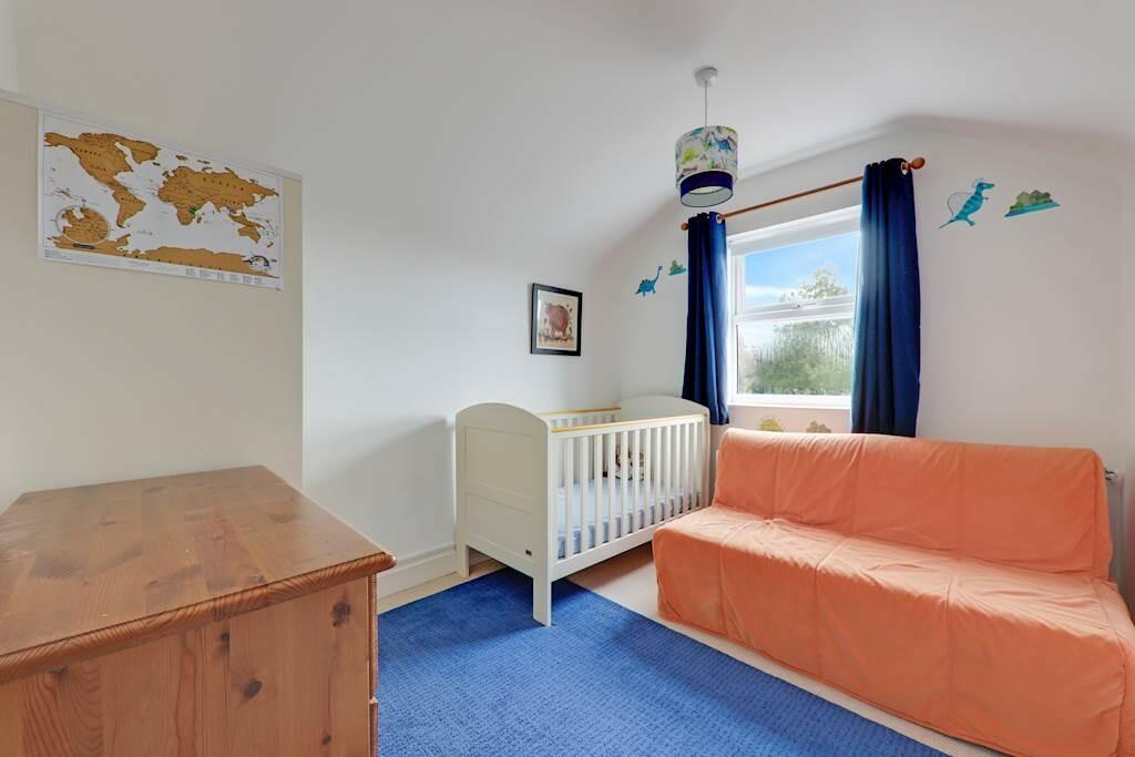 10-cbf7JHHGLL - 1...