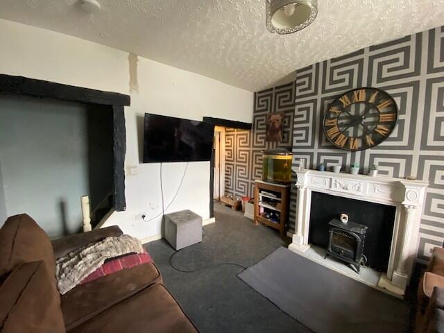 Lounge T202507021312.jpg