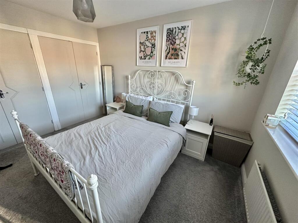 Bramleys Estate Agents - Greenfield View - Batley 