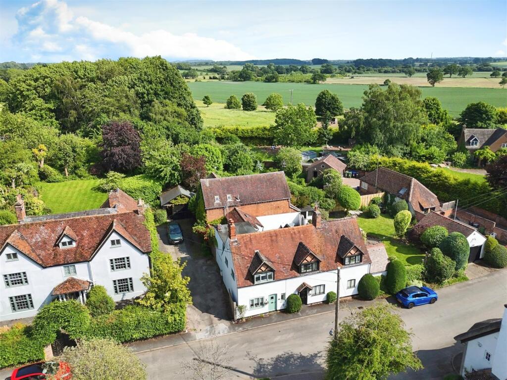 0991944b--461B-A989-F9076F73F9E0-74149-00001821A10