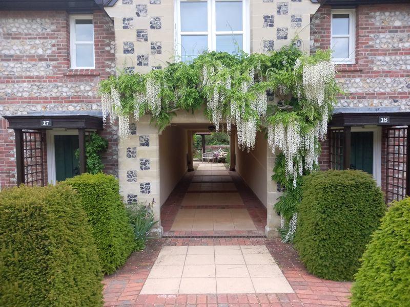 Estate gardens