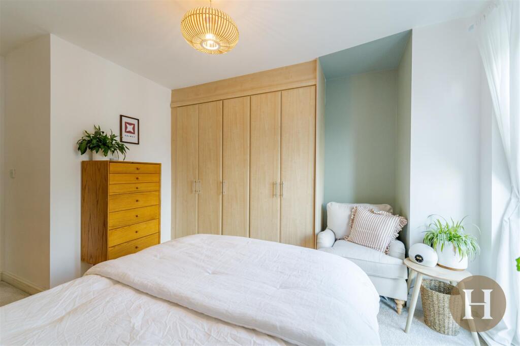 Hadleigh Estate Agents-24.jpg