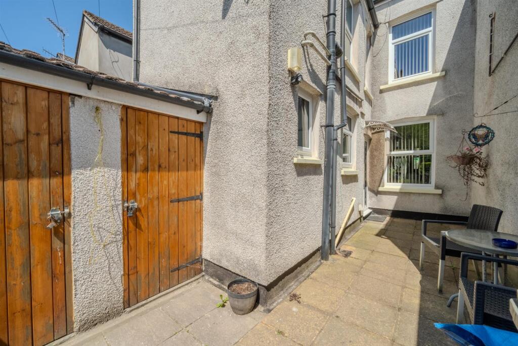 2 Lewis Terrace-23.jpg