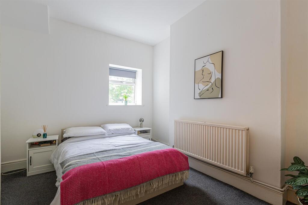 Claude Road 108, GFF-3.jpg