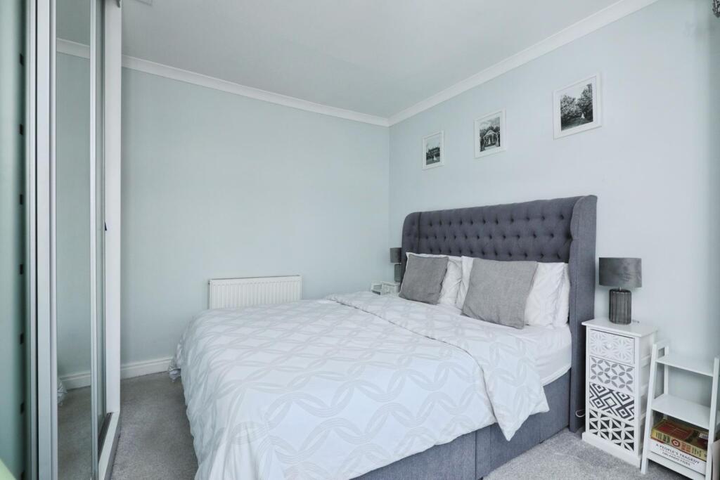 BEDROOM NO.1