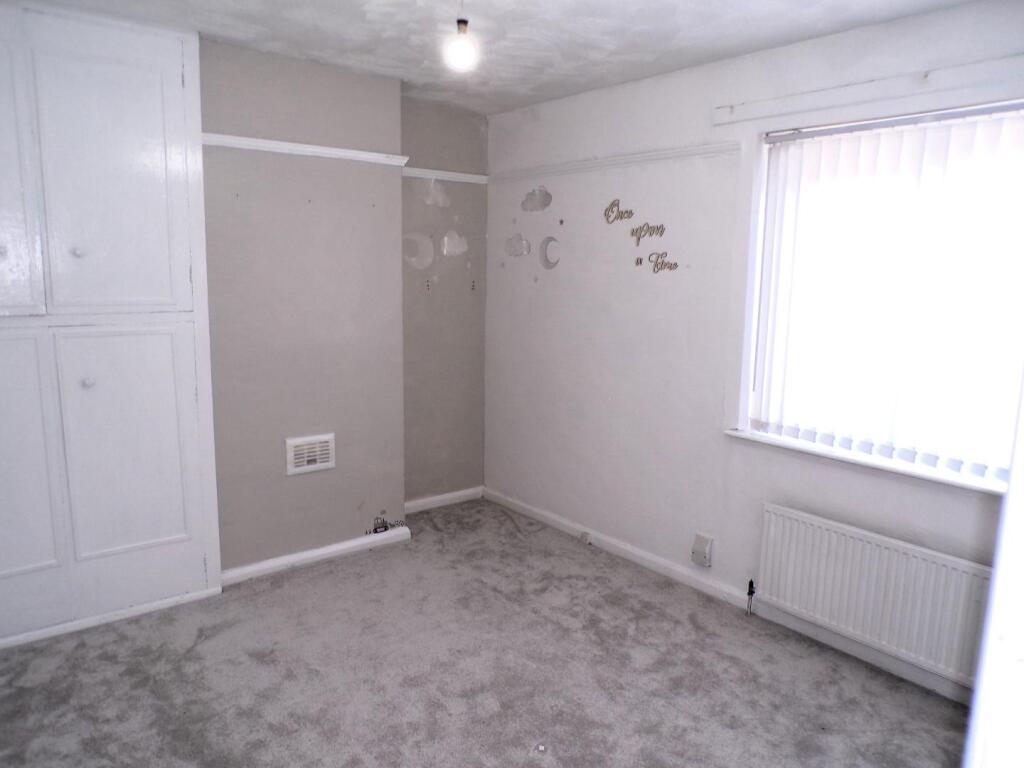 NinthAve14bed2.JPG