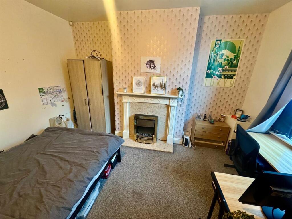 WhatsApp Image 2026-01-06 at 15.00.23 (1).jpeg