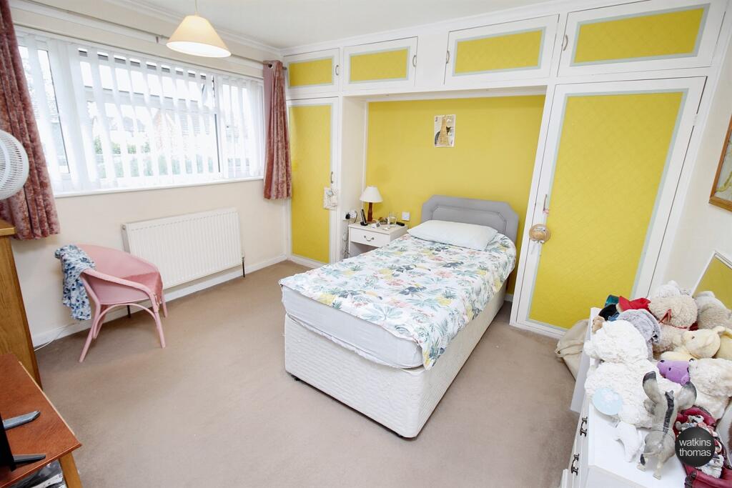 bed 1