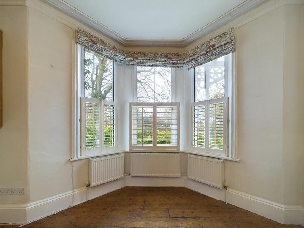 CAM02089G0-PR0387...