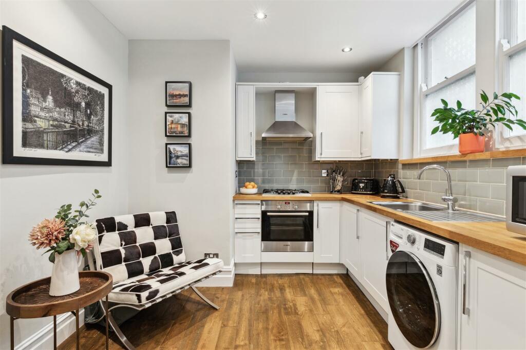 Fairlawn Court, W4 - FOR SALE