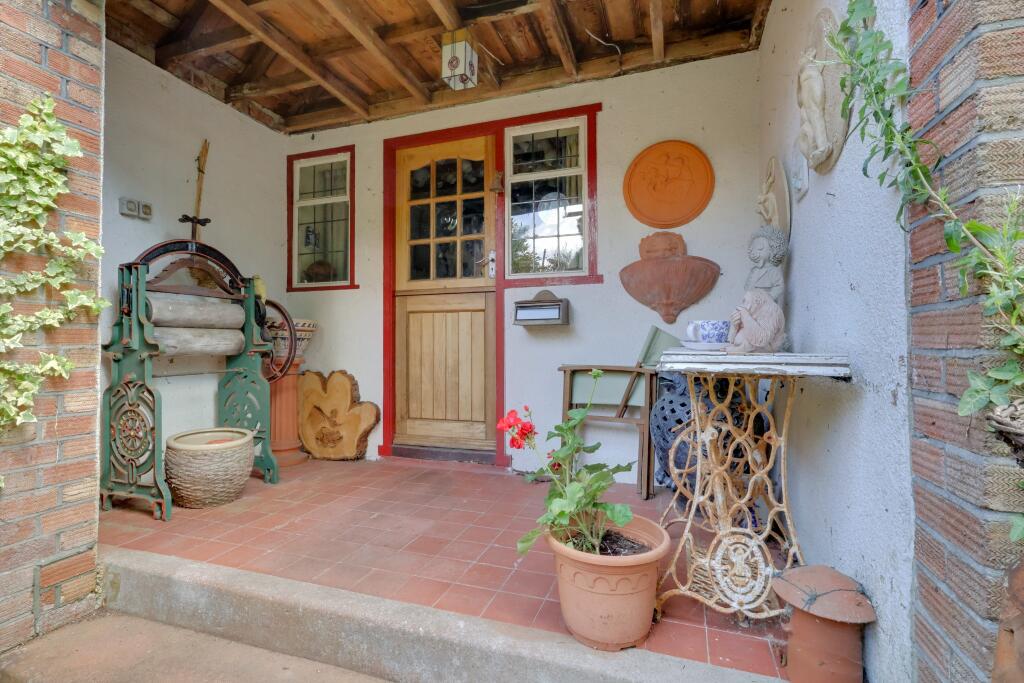 PORCH
