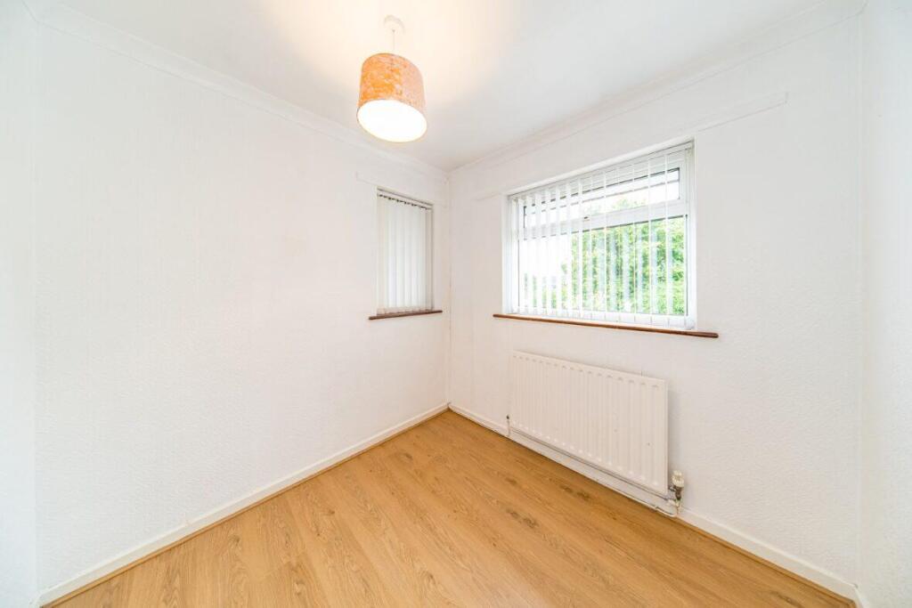 16 Tern Way bedroom 3.jpg