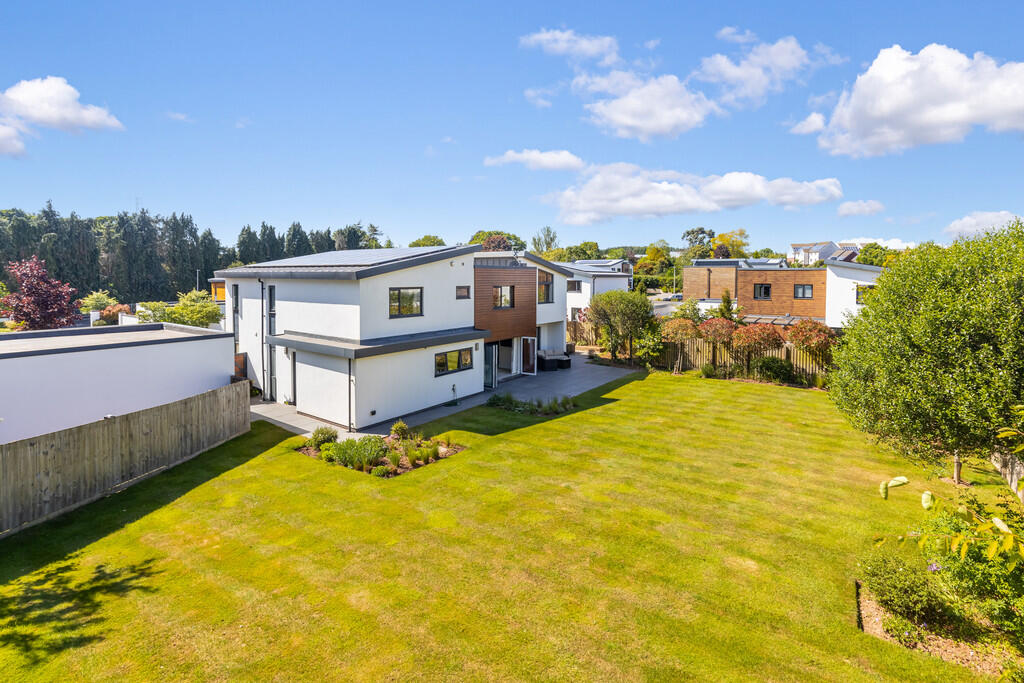 A06 - Holland Par...