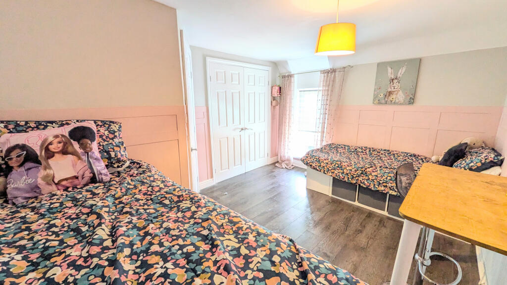 PXL_20250905_094350602.MP~2