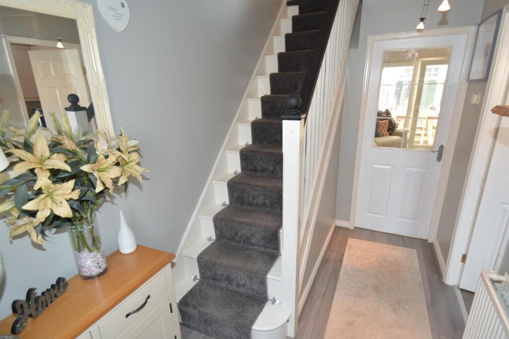 ENTRANCE HALLWAY