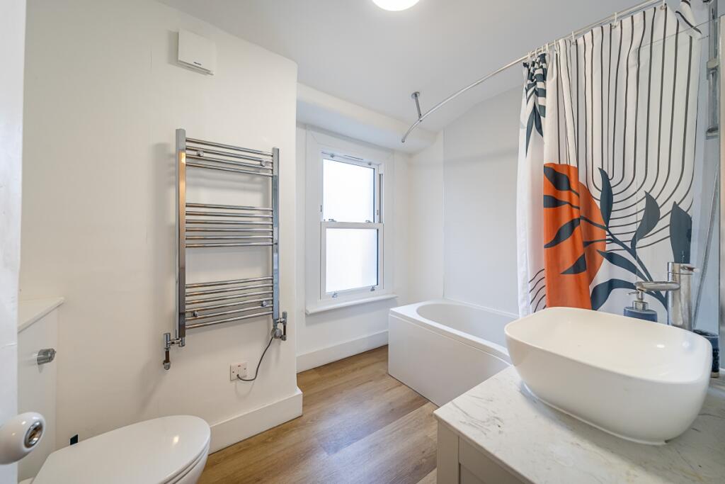 13-Balfern-Street-10