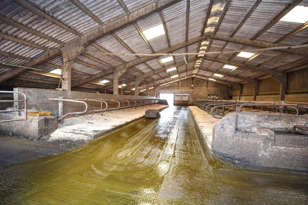 Farm Building. 15