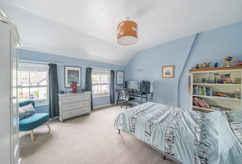 1296561-16-683842...