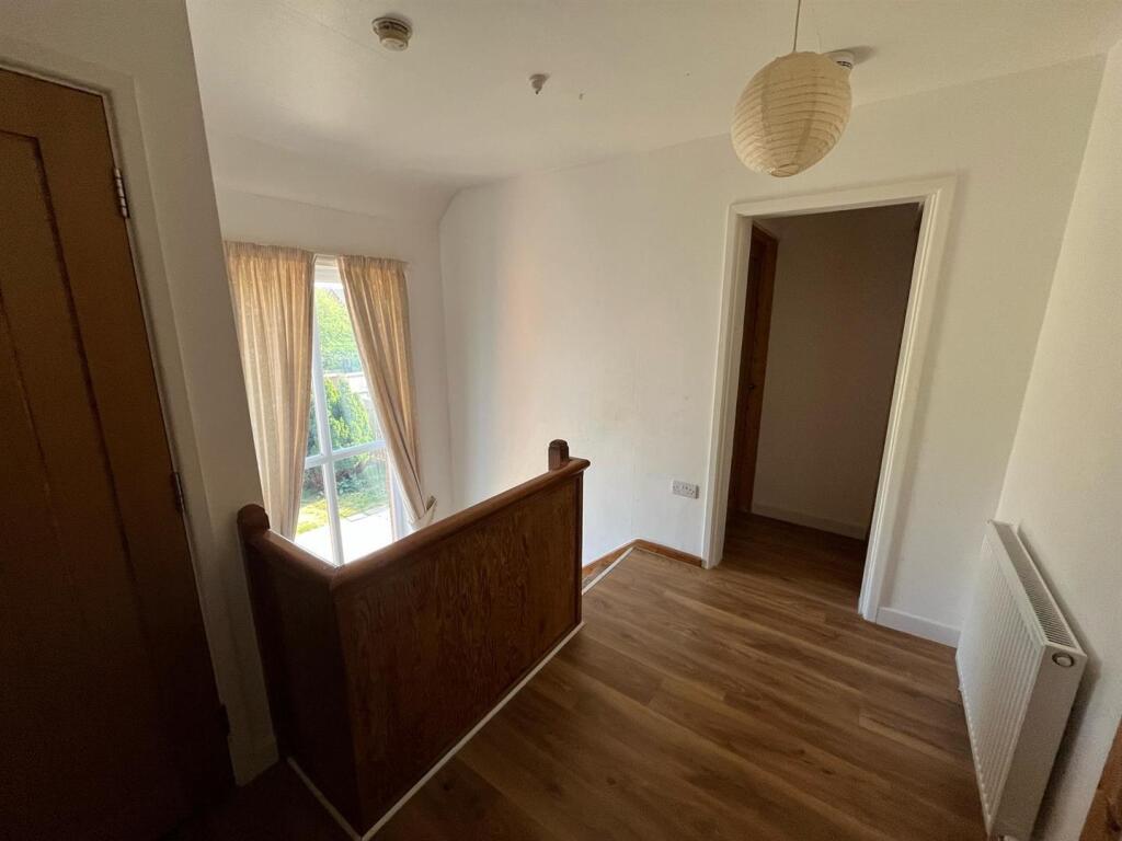 WhatsApp Image 2025-04-11 at 18.03.06_4b7d585f.jpg